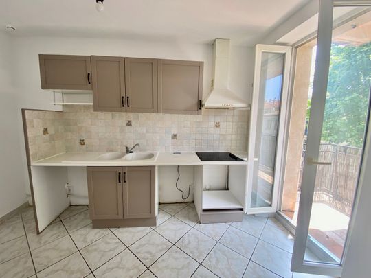 À louer – T2 lumineux avec grand balcon exposé sud – Hyères centre (83400) - Photo 1