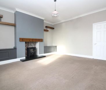 2 bedroom terraced house to rent - Photo 1