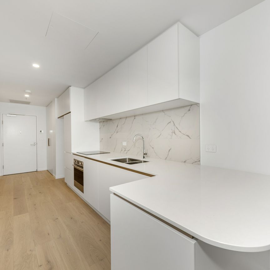 Brand New Living at "The Shard" - Modern Style and Ultimate Convenience - Photo 1