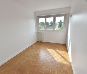 Location appartement 4 pièces, 105.06m², Le Plessis-Robinson - Photo 3