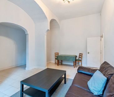 Sydney Place - Photo 1