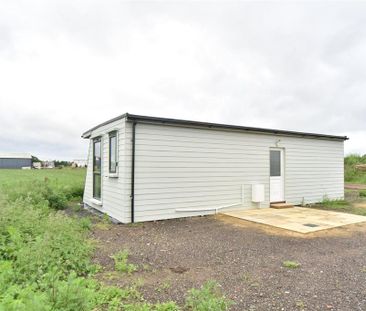 1 bedroom bungalow to rent - Photo 2