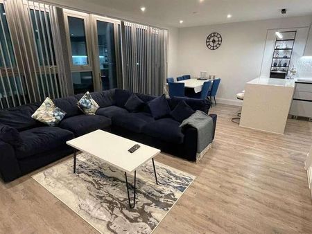 The Factory, Memorial Avenue, Slough - Photo 2