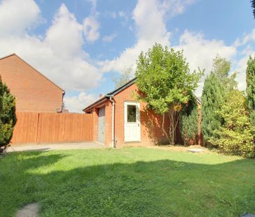 4 bedroom terraced house to rent - Photo 3