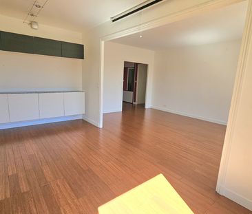 Location Appartement 4 pièces 90m² VERSAILLES 78000 - Photo 5