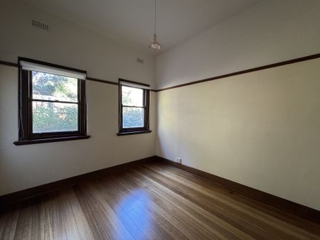 1/5A Creswick Street, Hawthorn - Photo 4
