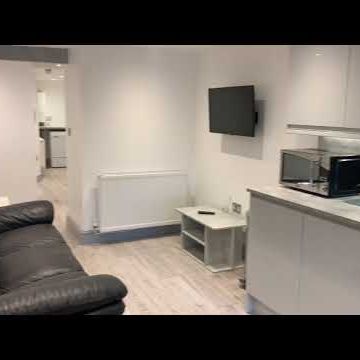Room in a Shared House, South Parkway, LS14 - Photo 1