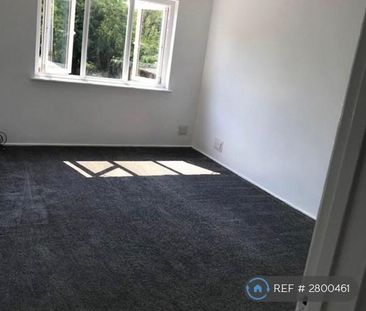 2 bedroom maisonette to rent - Photo 6