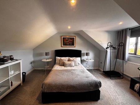 4 bedroom detached house to rent - Photo 5