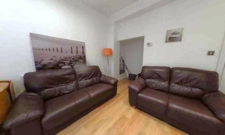 5 bedroom terraced house to rent - Photo 2
