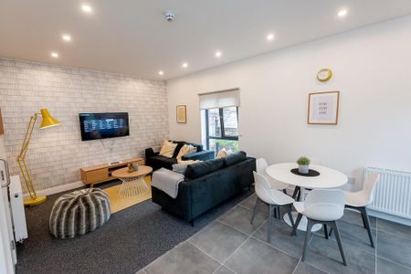 5 bedroom apartment to rent - Photo 4