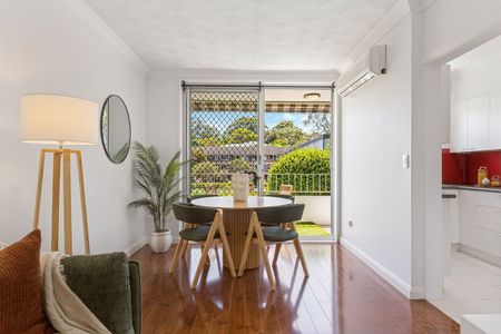 Spacious apartment offering lifestyle and convenience - Photo 5