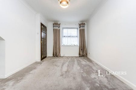2 bedroom end of terrace house to rent - Photo 3