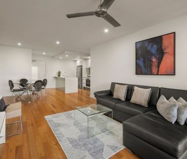 Spacious, Furnished Apartment with Leafy Outlook in the Heart of To... - Photo 2