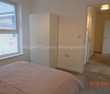 Price £1,095 pcm - Available 13/10/2026 - Furnished - Photo 2