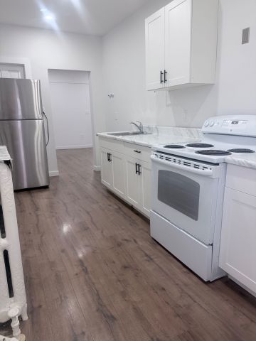 For Lease - 411 Main St. S Street Unit# 3, South Huron, Ontario - Photo 2