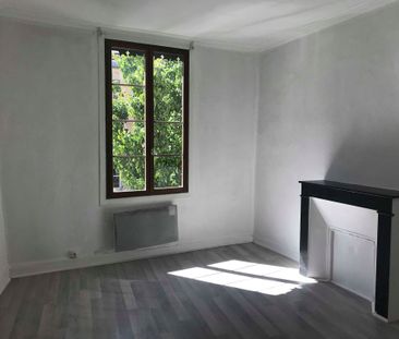 Location Appartement 1 pièce 23m² POITIERS 86000 - Photo 2