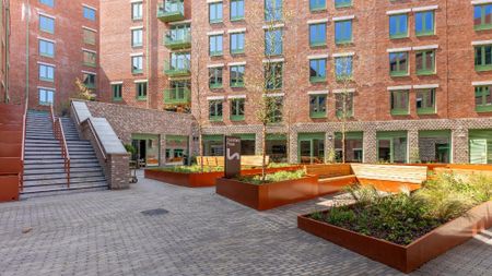 Bury Street, Guildford, GU2 - Photo 4