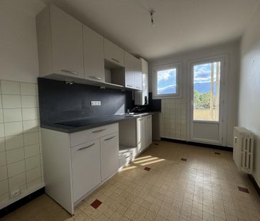 Location Appartement 4 pièces 67m² LE BOURGET DU LAC 73370 - Photo 2