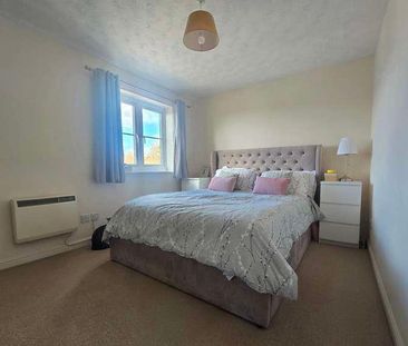 Hulton Close, Waterside, SO19 - Photo 3