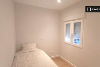 madrid, Community of Madrid 28903