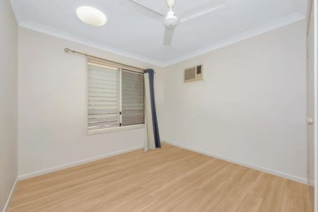 4 Carron Court, - Photo 4