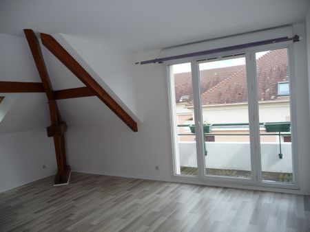 Location Appartement 2 pièces 27m² ROISSY EN BRIE 77680 - Photo 3