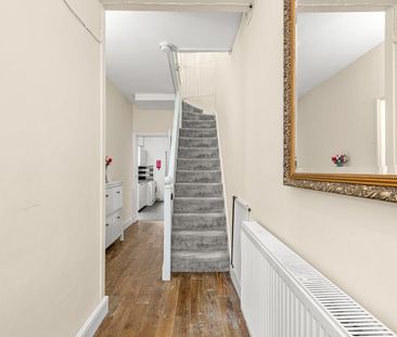 Room in a Shared House, Lakehall Road, CR7 - Photo 2