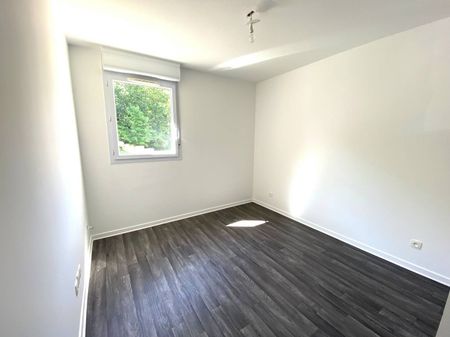 Location Appartement 2 pièces 49m² - Photo 3
