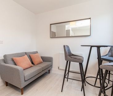 High Street, Kidlington - Photo 1