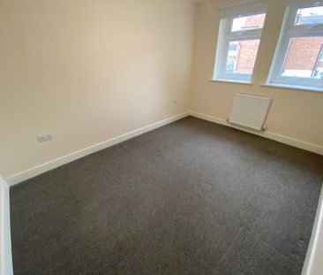 Baker Close, Long Eaton, NOTTINGHAM - Photo 2