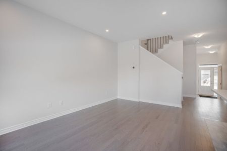 For Lease - 944 SOCCA Crescent, Orleans - Cumberland and Area, Ontario - Photo 2