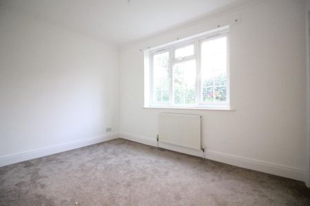 Wild Oaks Close, Northwood - Photo 3