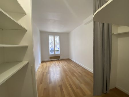 LOCATION T4, boulevard de Magenta PARIS X - Photo 5