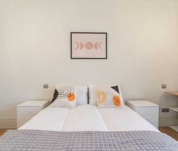 Calle de la Princesa, Madrid, Community of Madrid 28008 - Photo 4