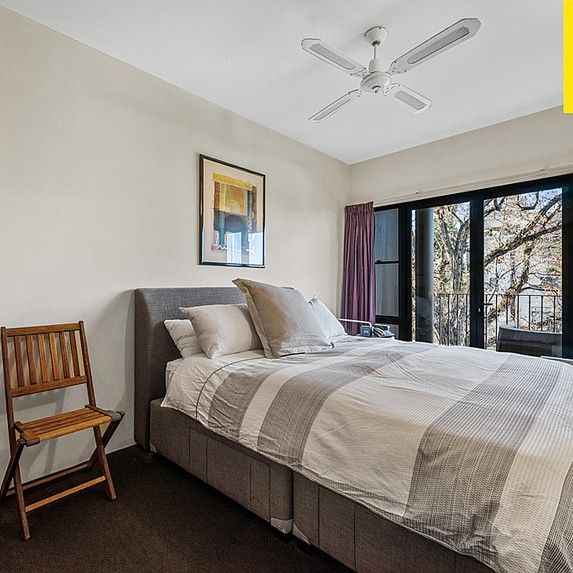 Chic Apartment in Kingston - Photo 1