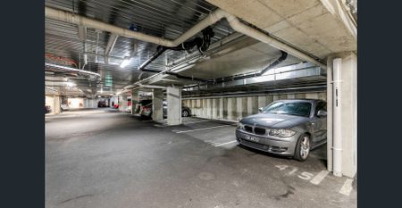 UNFURNISHED 2 BEDROOM ERGO APARTMENT - Photo 2