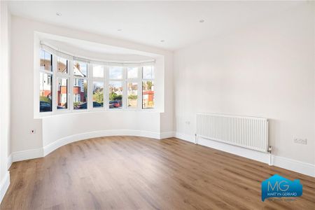 4 bedroom semi-detached house to rent - Photo 4