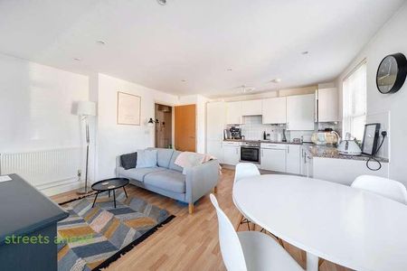 Milestone Road, London, SE19 - Photo 2