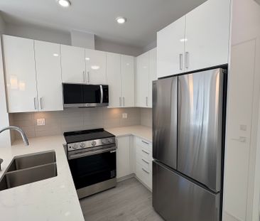 #610 33886 Pine Street - Photo 6