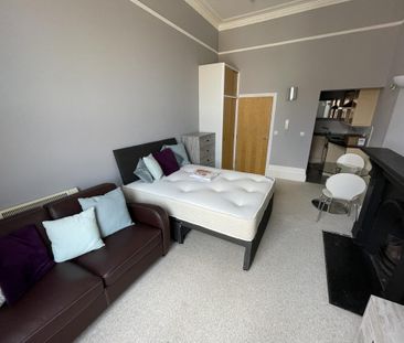 Studio to rent - Photo 5