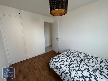 Location Appartement 1 pièce 10m² CHOLET 49300 - Photo 3