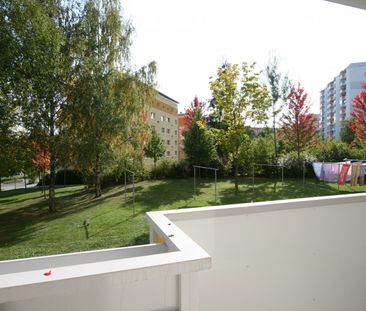 Helle 3-Raum-Wohnung mit bodengleicher Dusche - Photo 1