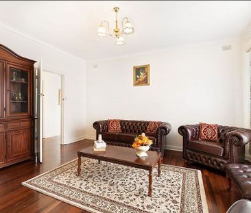 Spacious Family Living Just 11km from the Adelaide CBD - Photo 2
