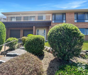 4 Bedroom Pioneer Home - Photo 2