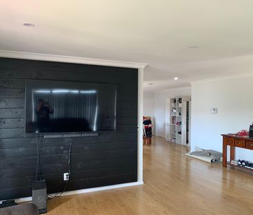 Spacious family home - Photo 2