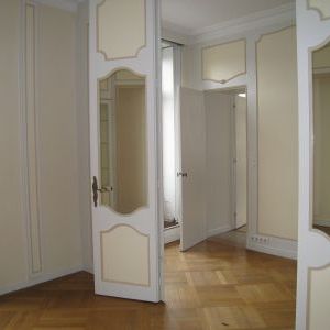 À louer / Appartement F5 et + / BESANCON CENTRE VILLE - BATTANT 2 Place Jouffroy droite - Photo 4