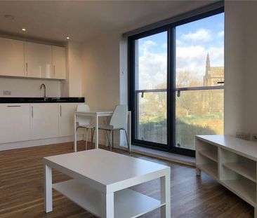 2 bedroom flat to rent - Photo 3