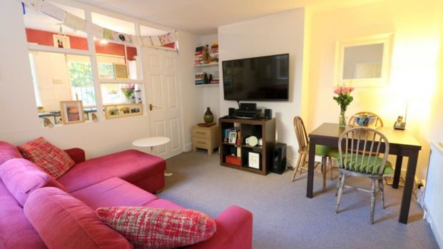 1 Bed Flat, Thornlaw Road, SE27 - Photo 1