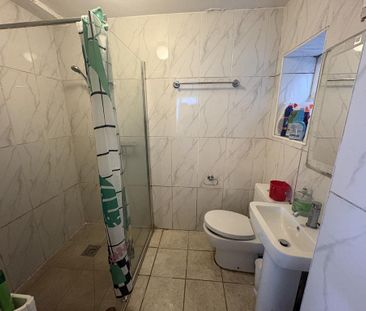 5 bedroom house to rent - Photo 3